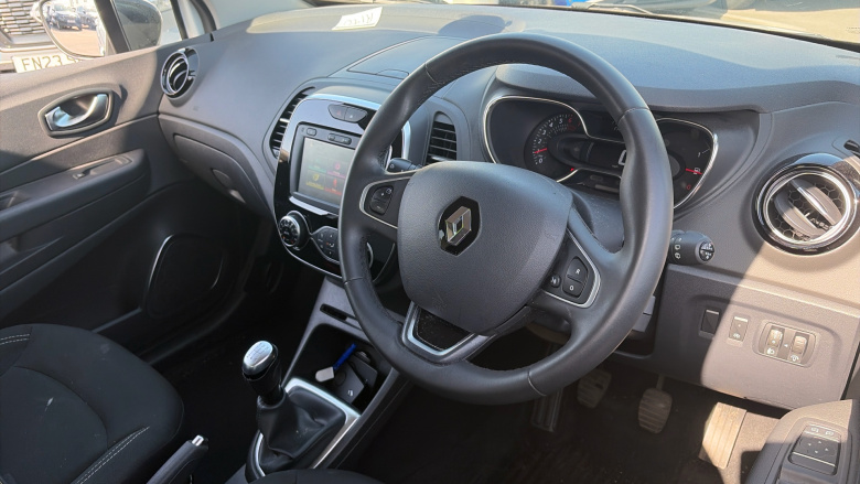 Renault Captur 0.9 TCE 90 Iconic 5dr Petrol Hatchback